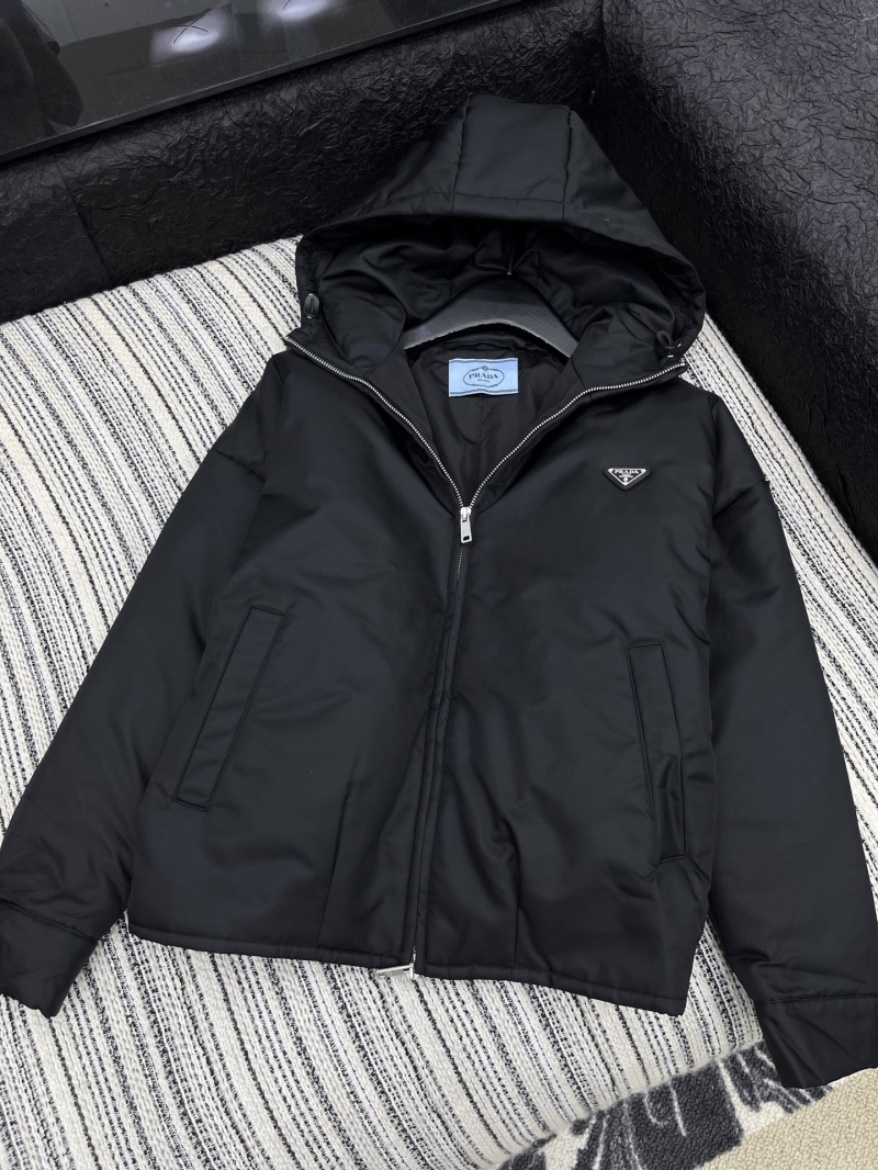 Pra*a outwear